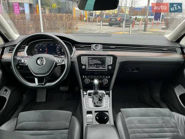 Синий Фольксваген Пассат, объемом двигателя 1.97 л и пробегом 66 тыс. км за 25990 $, фото 22 на Automoto.ua