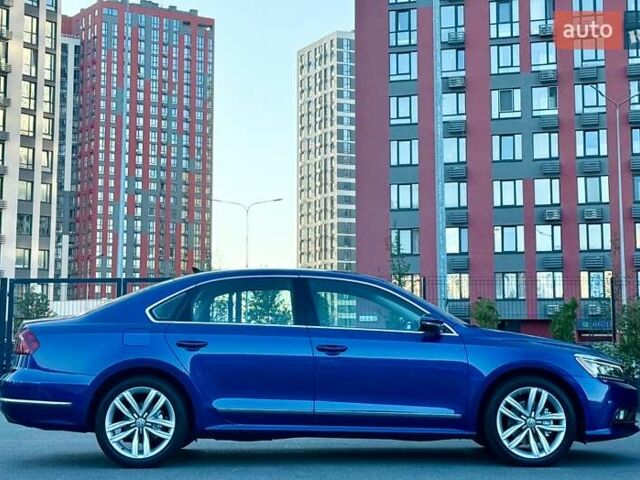 Синій Фольксваген Пассат, об'ємом двигуна 1.8 л та пробігом 248 тис. км за 13900 $, фото 7 на Automoto.ua