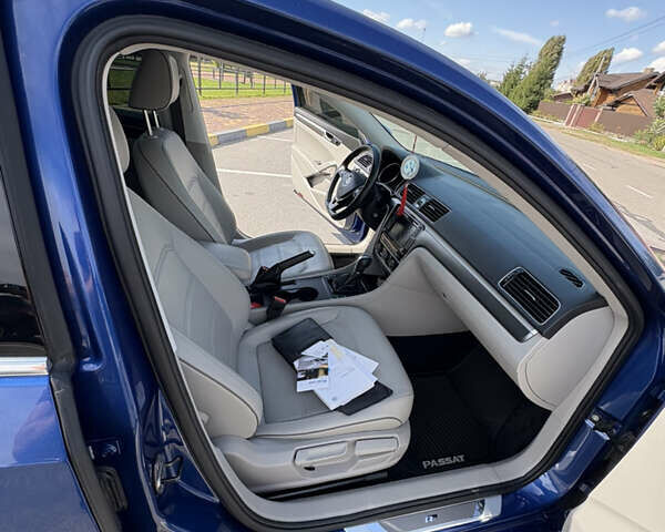 Синий Фольксваген Пассат, объемом двигателя 1.8 л и пробегом 118 тыс. км за 15900 $, фото 9 на Automoto.ua