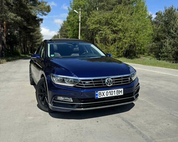 Синий Фольксваген Пассат, объемом двигателя 1.97 л и пробегом 200 тыс. км за 22999 $, фото 1 на Automoto.ua