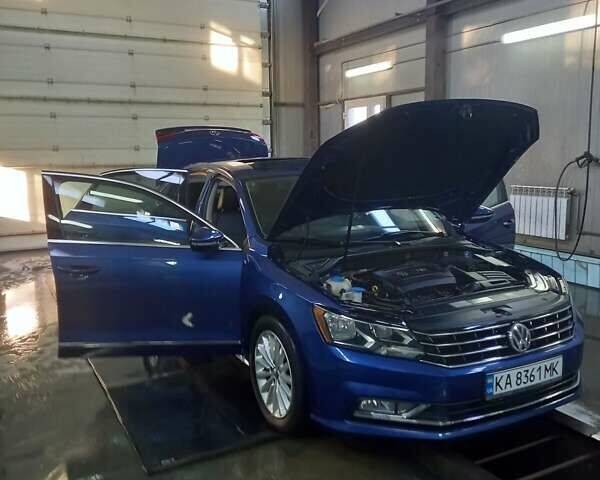 Синий Фольксваген Пассат, объемом двигателя 1.8 л и пробегом 135 тыс. км за 14700 $, фото 11 на Automoto.ua