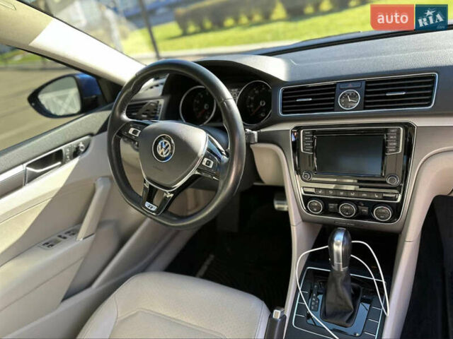 Синий Фольксваген Пассат, объемом двигателя 1.8 л и пробегом 110 тыс. км за 15500 $, фото 17 на Automoto.ua
