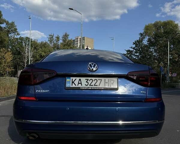 Синий Фольксваген Пассат, объемом двигателя 1.8 л и пробегом 152 тыс. км за 14000 $, фото 36 на Automoto.ua