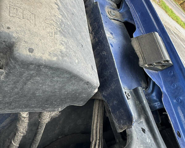 Синий Фольксваген Пассат, объемом двигателя 1.8 л и пробегом 160 тыс. км за 12950 $, фото 34 на Automoto.ua