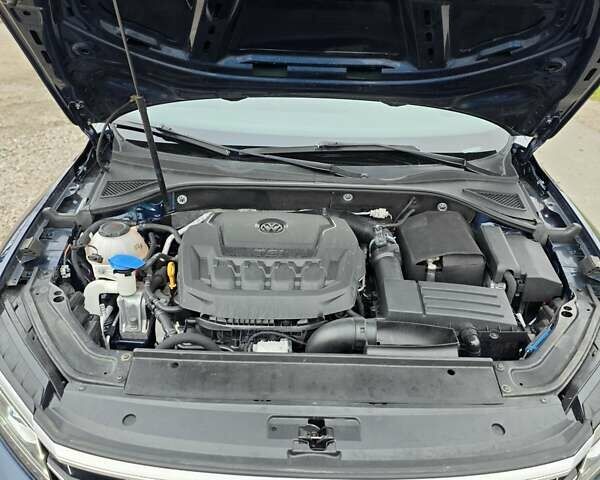 Синий Фольксваген Пассат, объемом двигателя 2 л и пробегом 80 тыс. км за 13600 $, фото 11 на Automoto.ua