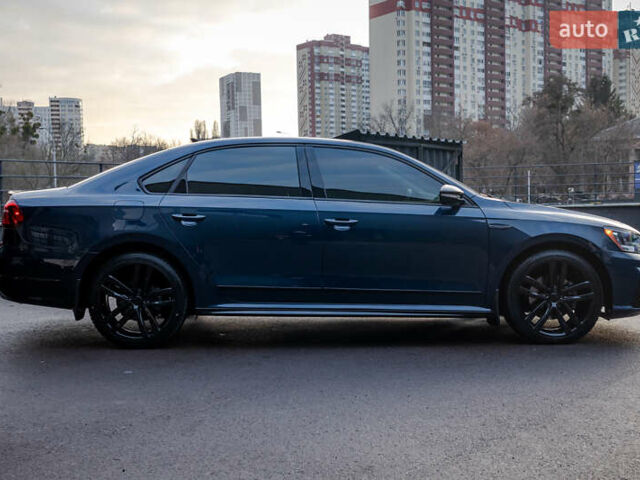 Синий Фольксваген Пассат, объемом двигателя 1.98 л и пробегом 98 тыс. км за 18000 $, фото 4 на Automoto.ua