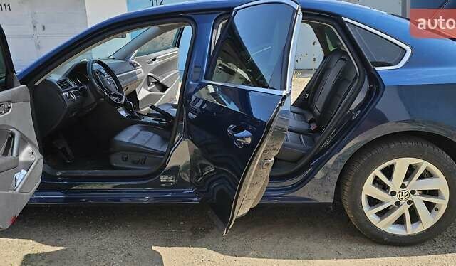 Синий Фольксваген Пассат, объемом двигателя 1.98 л и пробегом 117 тыс. км за 16500 $, фото 31 на Automoto.ua