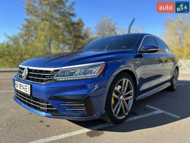 Синий Фольксваген Пассат, объемом двигателя 1.8 л и пробегом 110 тыс. км за 15500 $, фото 2 на Automoto.ua
