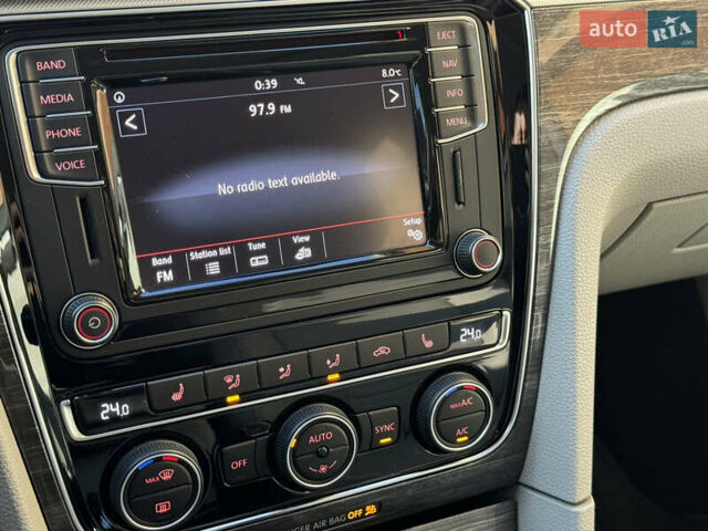 Синій Фольксваген Пассат, об'ємом двигуна 1.8 л та пробігом 93 тис. км за 13950 $, фото 42 на Automoto.ua