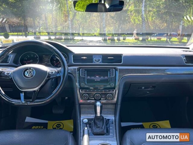 Синій Фольксваген Пассат, об'ємом двигуна 1.8 л та пробігом 127 тис. км за 15600 $, фото 13 на Automoto.ua