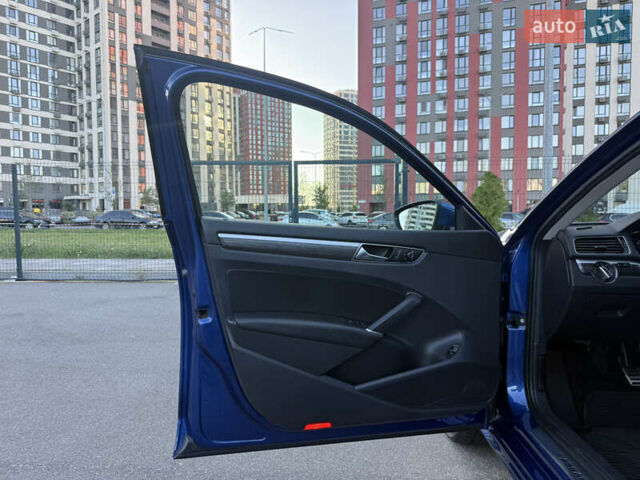 Синій Фольксваген Пассат, об'ємом двигуна 1.8 л та пробігом 248 тис. км за 13900 $, фото 19 на Automoto.ua