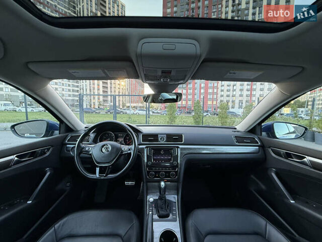 Синій Фольксваген Пассат, об'ємом двигуна 1.8 л та пробігом 248 тис. км за 13900 $, фото 35 на Automoto.ua
