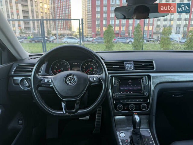 Синій Фольксваген Пассат, об'ємом двигуна 1.8 л та пробігом 248 тис. км за 13900 $, фото 33 на Automoto.ua