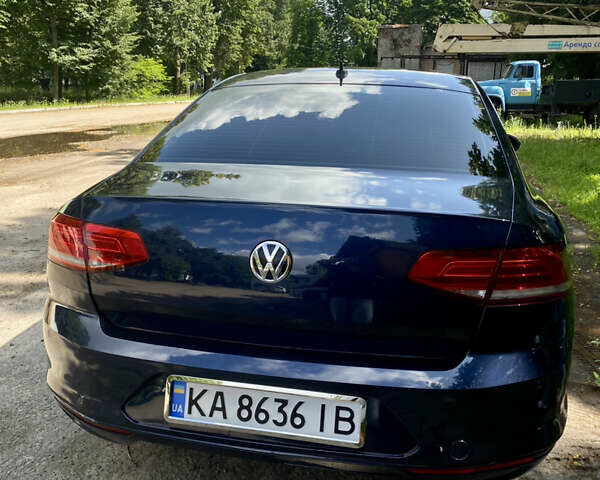 Синий Фольксваген Пассат, объемом двигателя 1.97 л и пробегом 238 тыс. км за 16500 $, фото 7 на Automoto.ua
