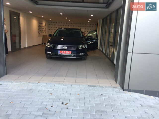 Синій Фольксваген Пассат, об'ємом двигуна 1.97 л та пробігом 66 тис. км за 29900 $, фото 2 на Automoto.ua