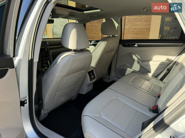 Синій Фольксваген Пассат, об'ємом двигуна 1.8 л та пробігом 93 тис. км за 13950 $, фото 24 на Automoto.ua