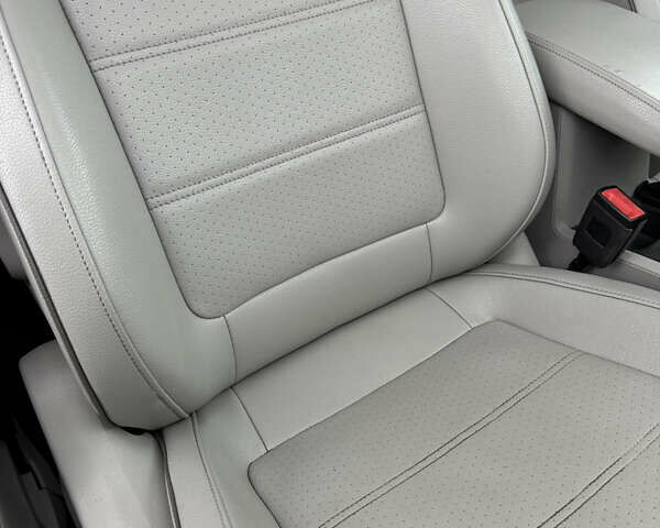 Синий Фольксваген Пассат, объемом двигателя 1.8 л и пробегом 160 тыс. км за 12950 $, фото 60 на Automoto.ua