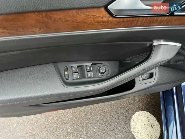 Синий Фольксваген Пассат, объемом двигателя 1.97 л и пробегом 66 тыс. км за 25990 $, фото 13 на Automoto.ua