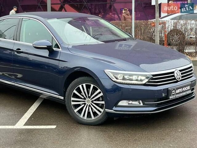Синий Фольксваген Пассат, объемом двигателя 1.97 л и пробегом 66 тыс. км за 25990 $, фото 3 на Automoto.ua