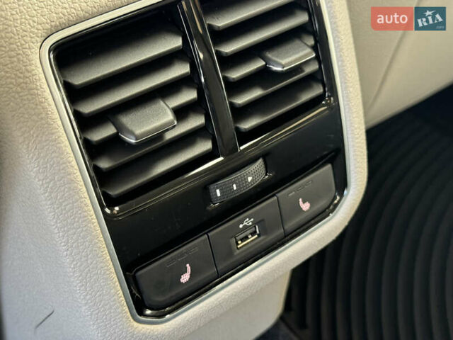 Синій Фольксваген Пассат, об'ємом двигуна 1.8 л та пробігом 93 тис. км за 13950 $, фото 43 на Automoto.ua