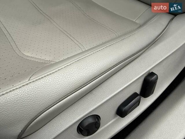 Синий Фольксваген Пассат, объемом двигателя 1.8 л и пробегом 160 тыс. км за 12300 $, фото 51 на Automoto.ua