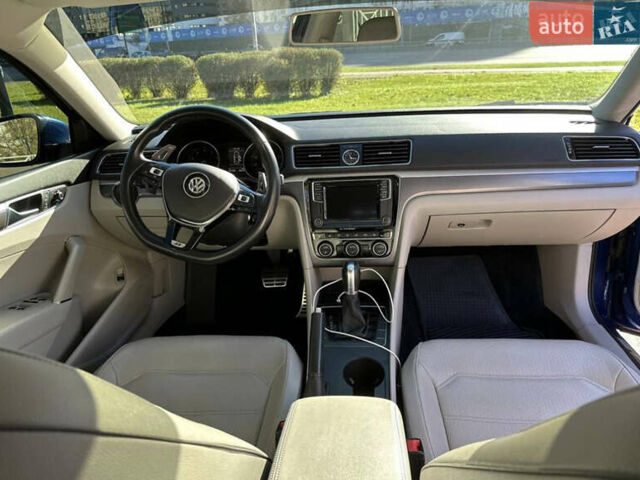 Синий Фольксваген Пассат, объемом двигателя 1.8 л и пробегом 110 тыс. км за 15500 $, фото 15 на Automoto.ua