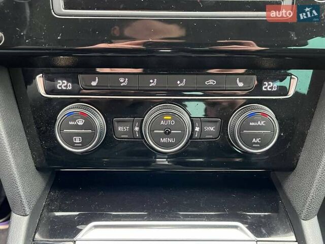 Синий Фольксваген Пассат, объемом двигателя 1.97 л и пробегом 66 тыс. км за 25990 $, фото 20 на Automoto.ua