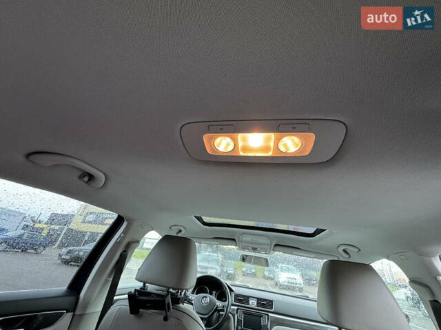 Синий Фольксваген Пассат, объемом двигателя 1.8 л и пробегом 160 тыс. км за 12950 $, фото 64 на Automoto.ua