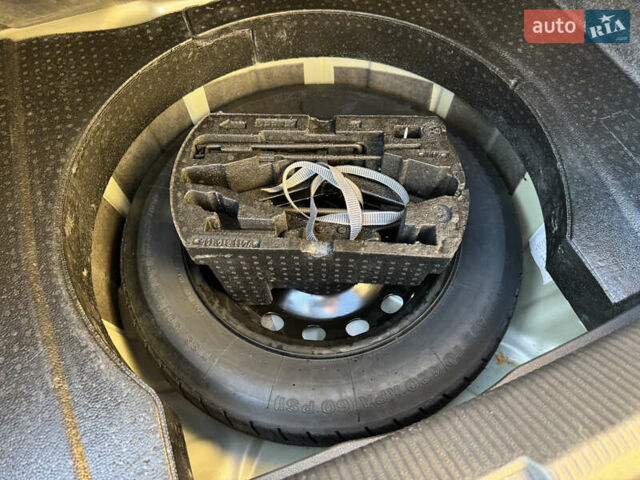 Синій Фольксваген Пассат, об'ємом двигуна 1.8 л та пробігом 93 тис. км за 13950 $, фото 32 на Automoto.ua