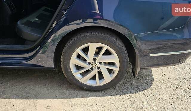 Синий Фольксваген Пассат, объемом двигателя 1.98 л и пробегом 117 тыс. км за 16500 $, фото 15 на Automoto.ua