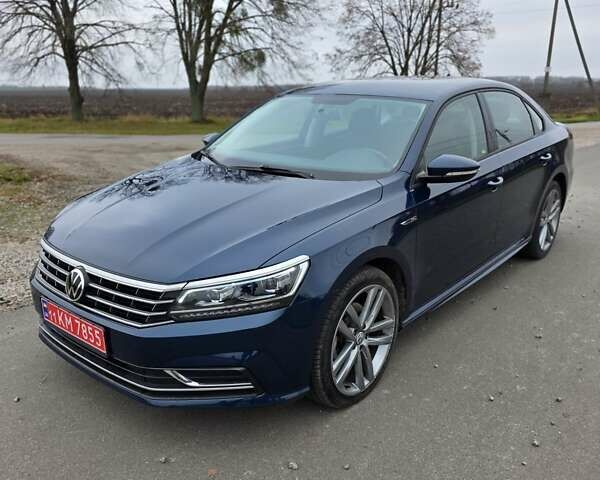 Синий Фольксваген Пассат, объемом двигателя 2 л и пробегом 80 тыс. км за 13600 $, фото 1 на Automoto.ua