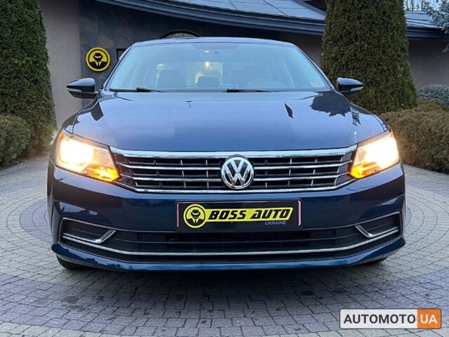 Синий Фольксваген Пассат, объемом двигателя 2 л и пробегом 128 тыс. км за 16400 $, фото 1 на Automoto.ua
