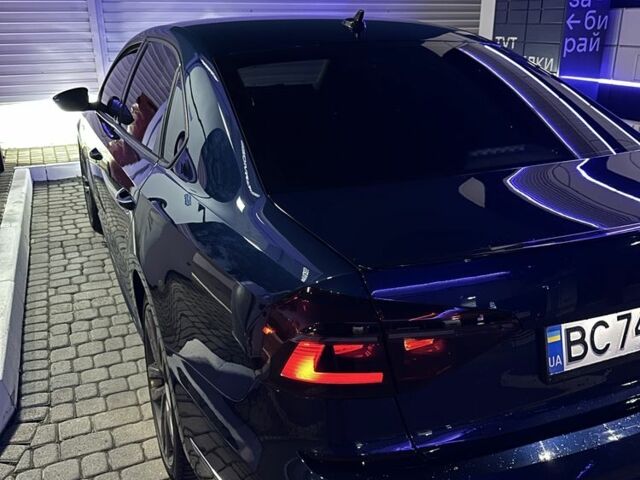 Синий Фольксваген Пассат, объемом двигателя 2 л и пробегом 200 тыс. км за 14200 $, фото 1 на Automoto.ua