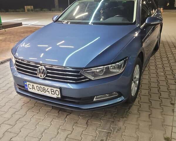 Синий Фольксваген Пассат, объемом двигателя 1.97 л и пробегом 81 тыс. км за 21999 $, фото 5 на Automoto.ua