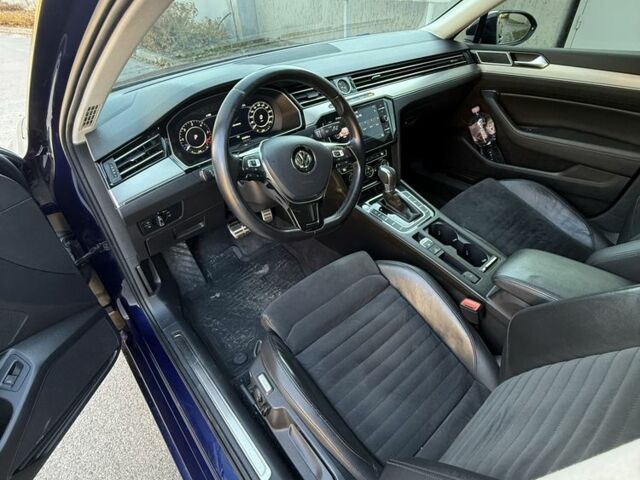 Синій Фольксваген Пассат, об'ємом двигуна 2 л та пробігом 226 тис. км за 20500 $, фото 17 на Automoto.ua