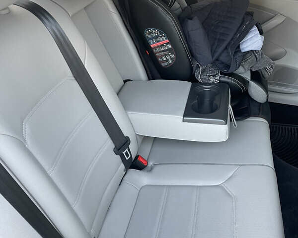 Синий Фольксваген Пассат, объемом двигателя 1.98 л и пробегом 110 тыс. км за 15000 $, фото 18 на Automoto.ua