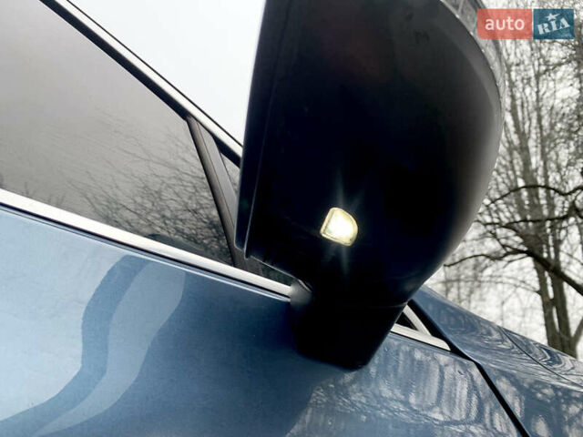 Синій Фольксваген Пассат, об'ємом двигуна 2 л та пробігом 115 тис. км за 19900 $, фото 27 на Automoto.ua