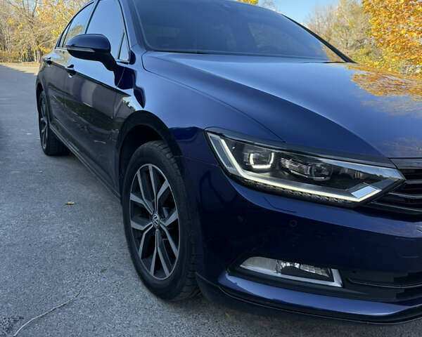 Синий Фольксваген Пассат, объемом двигателя 1.97 л и пробегом 227 тыс. км за 20500 $, фото 14 на Automoto.ua