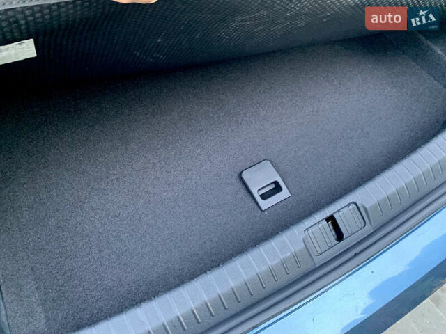 Синий Фольксваген Пассат, объемом двигателя 2 л и пробегом 113 тыс. км за 20800 $, фото 28 на Automoto.ua