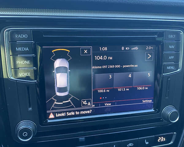 Синий Фольксваген Пассат, объемом двигателя 1.98 л и пробегом 104 тыс. км за 14500 $, фото 19 на Automoto.ua