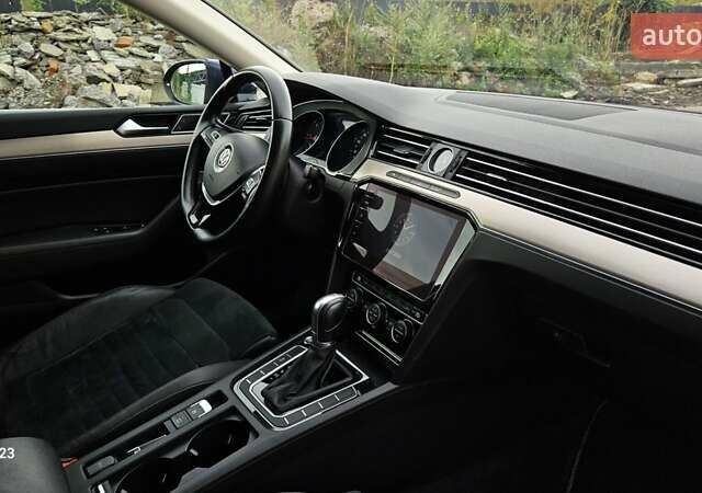 Синий Фольксваген Пассат, объемом двигателя 1.97 л и пробегом 229 тыс. км за 23000 $, фото 11 на Automoto.ua