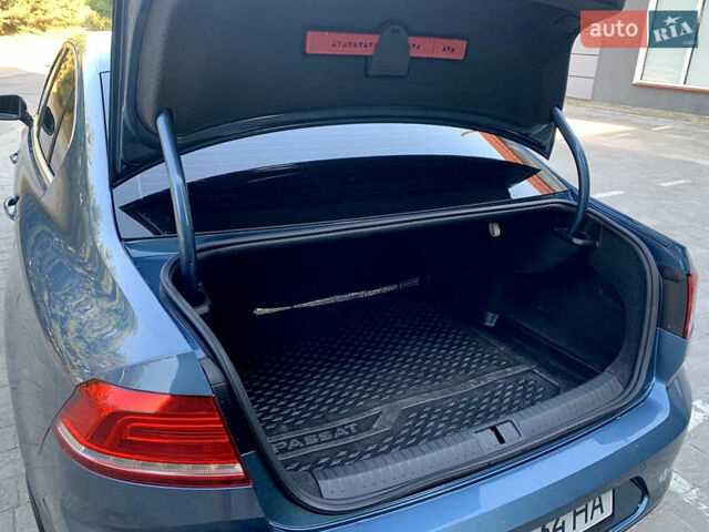 Синий Фольксваген Пассат, объемом двигателя 2 л и пробегом 113 тыс. км за 20800 $, фото 27 на Automoto.ua