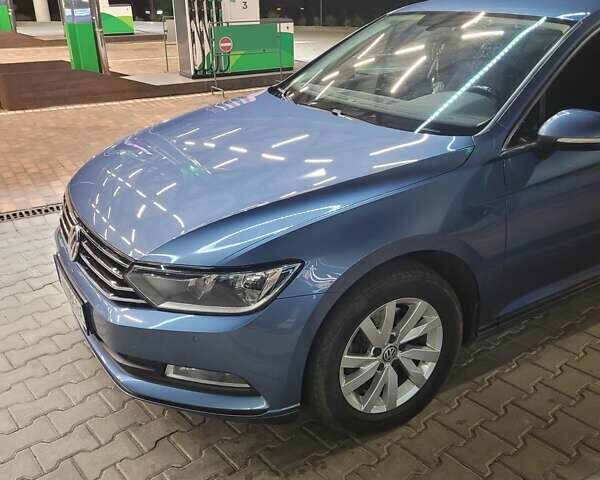 Синий Фольксваген Пассат, объемом двигателя 1.97 л и пробегом 81 тыс. км за 21999 $, фото 13 на Automoto.ua