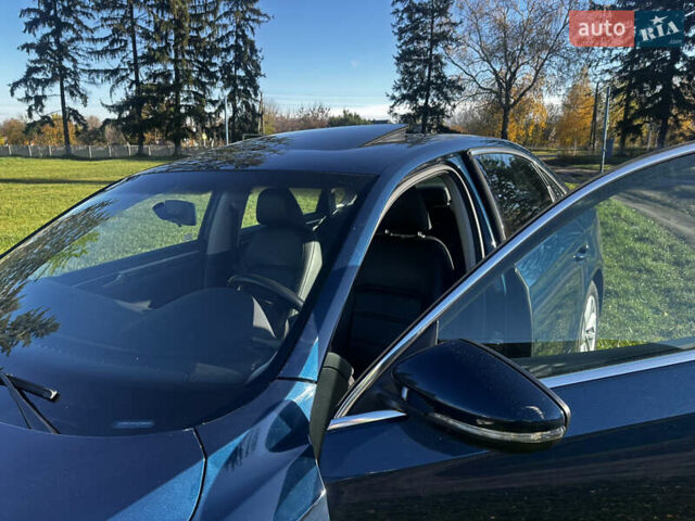 Синий Фольксваген Пассат, объемом двигателя 2 л и пробегом 120 тыс. км за 14700 $, фото 12 на Automoto.ua