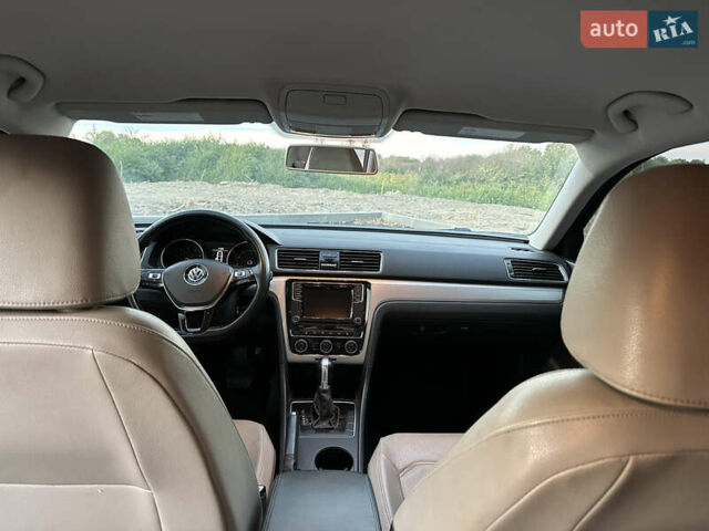 Синий Фольксваген Пассат, объемом двигателя 2 л и пробегом 155 тыс. км за 12500 $, фото 8 на Automoto.ua