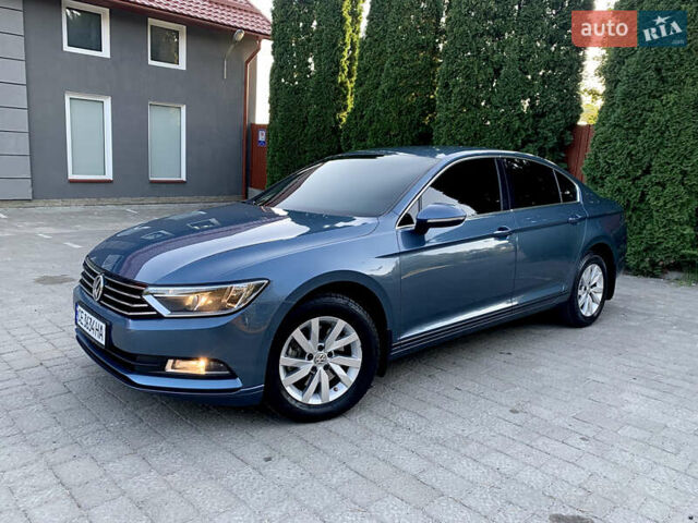 Синий Фольксваген Пассат, объемом двигателя 2 л и пробегом 113 тыс. км за 20800 $, фото 8 на Automoto.ua