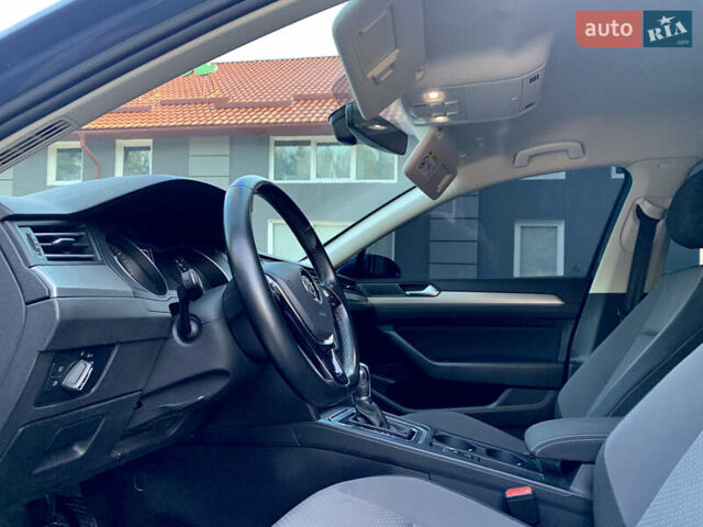 Синий Фольксваген Пассат, объемом двигателя 2 л и пробегом 113 тыс. км за 20800 $, фото 20 на Automoto.ua