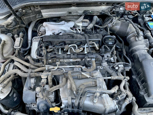 Синий Фольксваген Пассат, объемом двигателя 2 л и пробегом 113 тыс. км за 20800 $, фото 32 на Automoto.ua