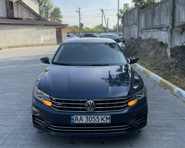 Синий Фольксваген Пассат, объемом двигателя 1.98 л и пробегом 110 тыс. км за 15000 $, фото 1 на Automoto.ua