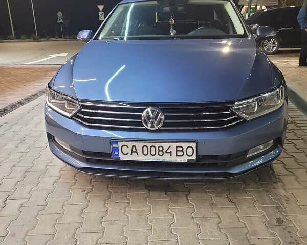 Синий Фольксваген Пассат, объемом двигателя 1.97 л и пробегом 81 тыс. км за 21999 $, фото 10 на Automoto.ua